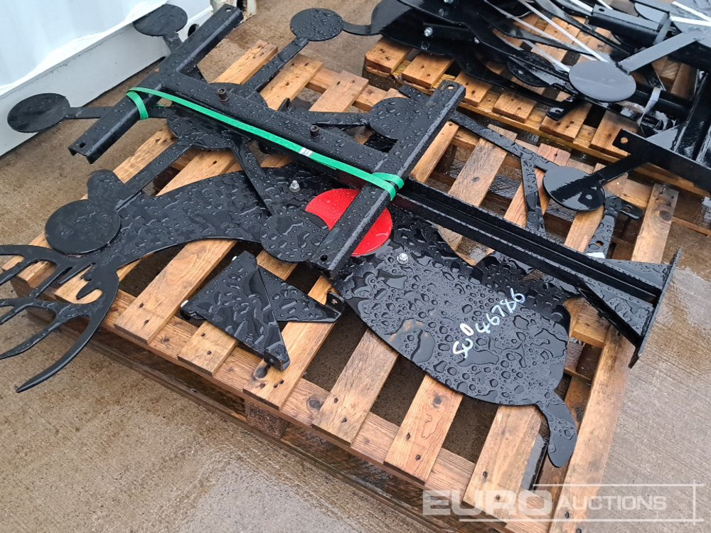 Unused 2025 Shooting Target (2 of) - معدات الورش: صور 2 Unused 2025 Shooting Target (2 of) - معدات الورش: صور 2