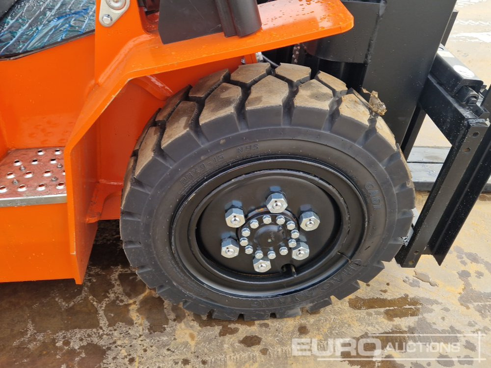 رافعة شوكية Unused 2025 SureStac FD30: صور 12 رافعة شوكية Unused 2025 SureStac FD30: صور 12