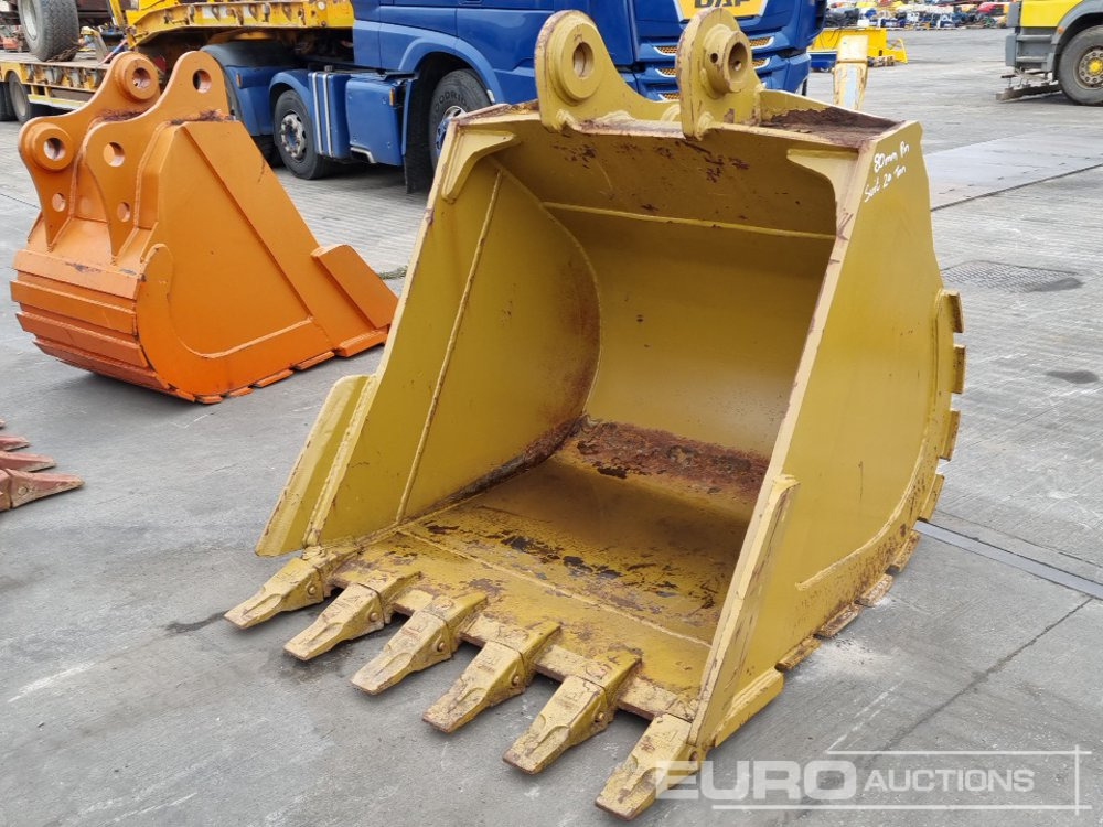 Unused 52" Digging Bucket 80mm Pin to suit 20 Ton Excavator - بكت: صور 1 Unused 52" Digging Bucket 80mm Pin to suit 20 Ton Excavator - بكت: صور 1