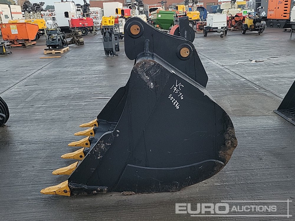 Unused 60" Riddle Bucket 80mm Pin to suit 20 Ton Excavator - بكت: صور 2 Unused 60" Riddle Bucket 80mm Pin to suit 20 Ton Excavator - بكت: صور 2