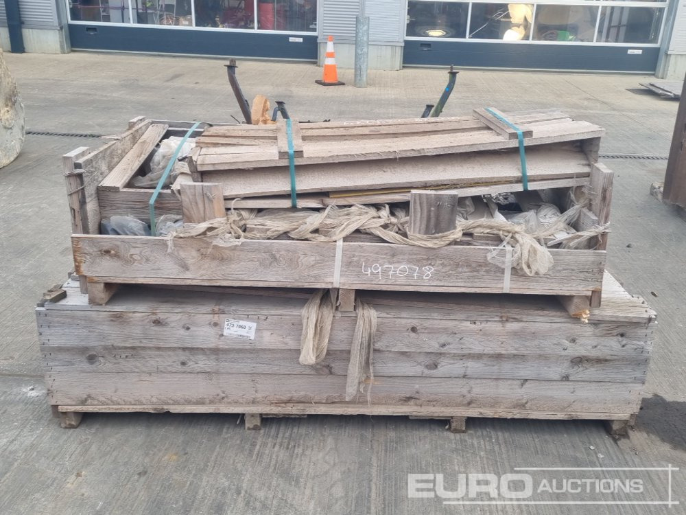 Unused CAT Demo Cage Kit, Stillage of Bucket Parts, Cutting Edge Kit - قطع الغيار: صور 4 Unused CAT Demo Cage Kit, Stillage of Bucket Parts, Cutting Edge Kit - قطع الغيار: صور 4