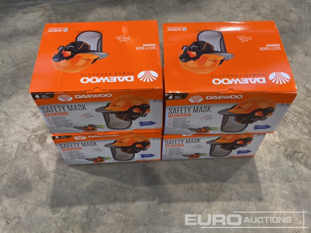 Unused Daewoo DASM5009 Safety Mask (4 of) - معدات الورش: صور 2 Unused Daewoo DASM5009 Safety Mask (4 of) - معدات الورش: صور 2