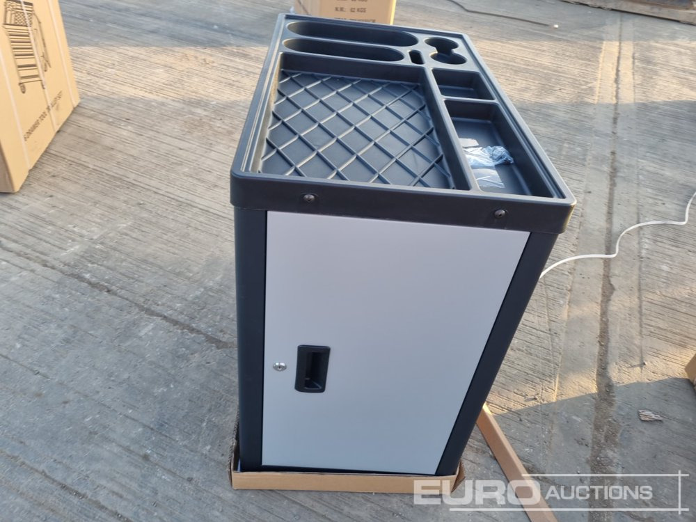 Unused German Tools Tool Cart - معدات البناء: صور 2 Unused German Tools Tool Cart - معدات البناء: صور 2
