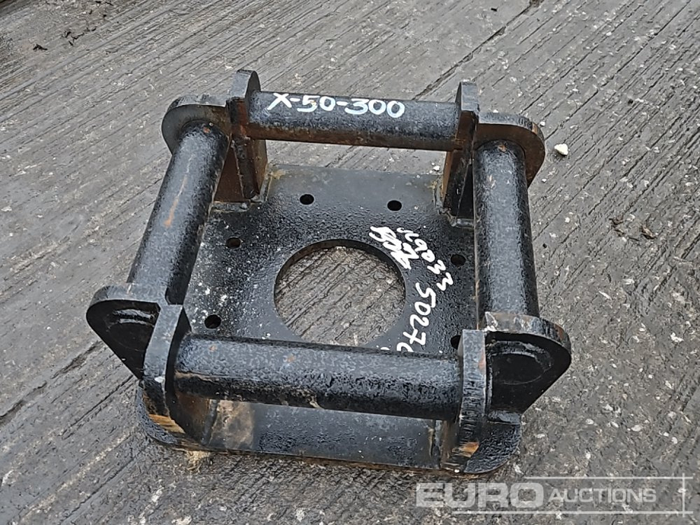 Unused Headstock 50mm Pin to suit 6-8 Ton Excavator - مطرقة هيدروليكية: صور 4 Unused Headstock 50mm Pin to suit 6-8 Ton Excavator - مطرقة هيدروليكية: صور 4