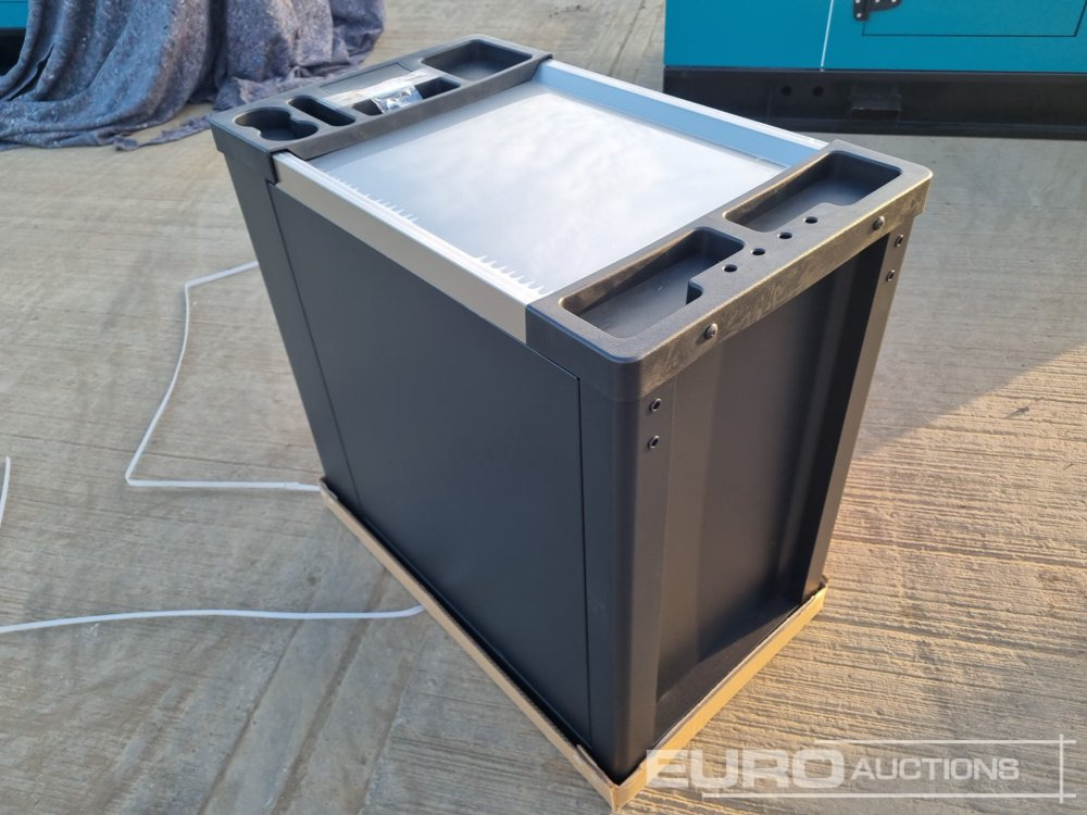 Unused Huttemberg Tool Cart - معدات البناء: صور 5 Unused Huttemberg Tool Cart - معدات البناء: صور 5