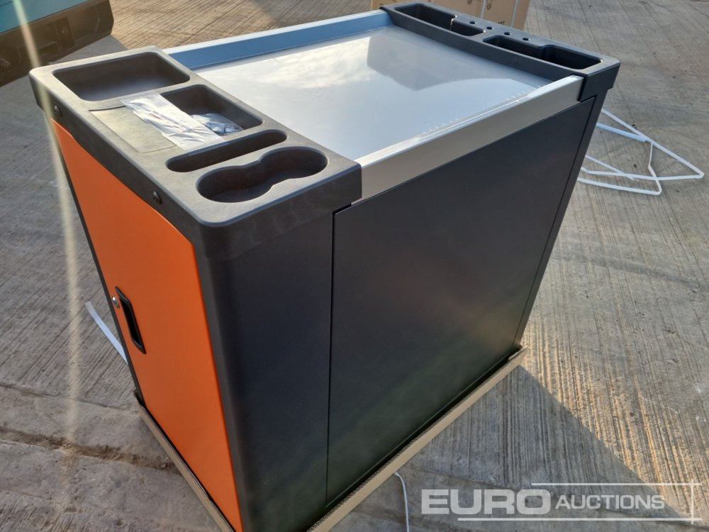 Unused Huttemberg Tool Cart - معدات البناء: صور 3 Unused Huttemberg Tool Cart - معدات البناء: صور 3
