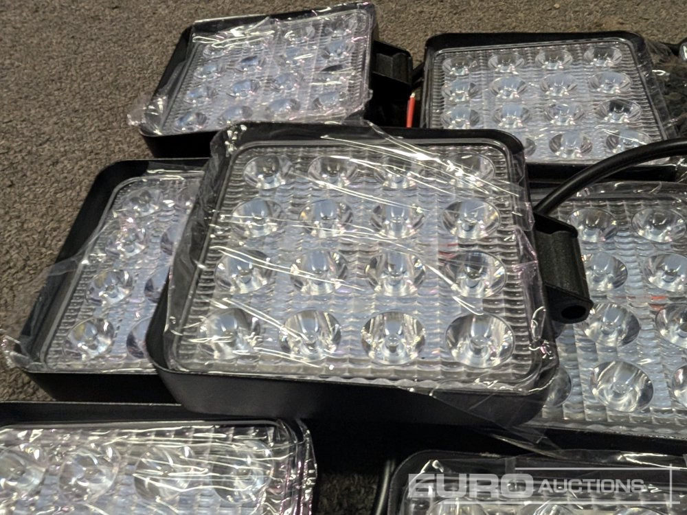 معدات البناء Unused LED Work Lights, 48w, 12V/24V, Adjustable Bracket, IP67 Waterproof, 6000k White (10 of): صور 9