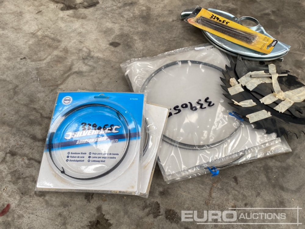 Unused Makita Chop Saw Blade and Cover, Band Saw Blades (3 of) - معدات الورش: صور 5 Unused Makita Chop Saw Blade and Cover, Band Saw Blades (3 of) - معدات الورش: صور 5