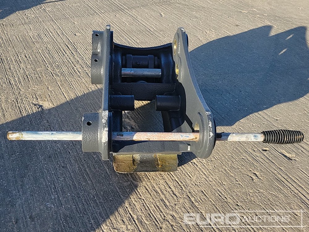 Unused Miller QH 45mm Pin to suit 4-6 Ton Excavator - وصلة الربط للمعدات المعلقة: صور 4 Unused Miller QH 45mm Pin to suit 4-6 Ton Excavator - وصلة الربط للمعدات المعلقة: صور 4