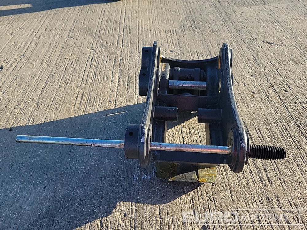 Unused Miller QH 45mm Pin to suit 4-6 Ton Excavator - وصلة الربط للمعدات المعلقة: صور 4 Unused Miller QH 45mm Pin to suit 4-6 Ton Excavator - وصلة الربط للمعدات المعلقة: صور 4