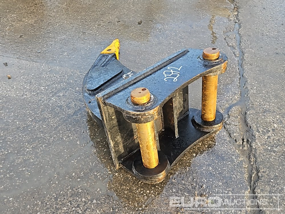 Unused Ripper 65mm Pin to suit 13 Ton Excavator - بكت: صور 4 Unused Ripper 65mm Pin to suit 13 Ton Excavator - بكت: صور 4