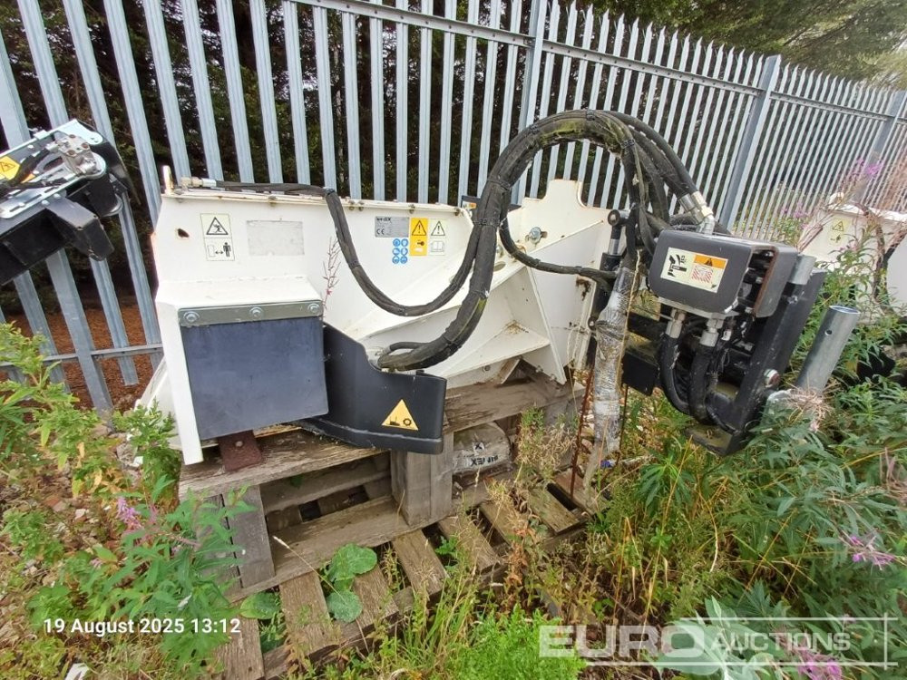 Unused Simex T300 - آلة أسفلت: صور 2 Unused Simex T300 - آلة أسفلت: صور 2