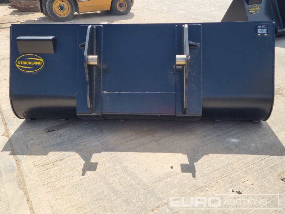 Unused Strickland 90" Loading Bucket to suit Manitou Telehandler - معدات المناولة: صور 4 Unused Strickland 90" Loading Bucket to suit Manitou Telehandler - معدات المناولة: صور 4