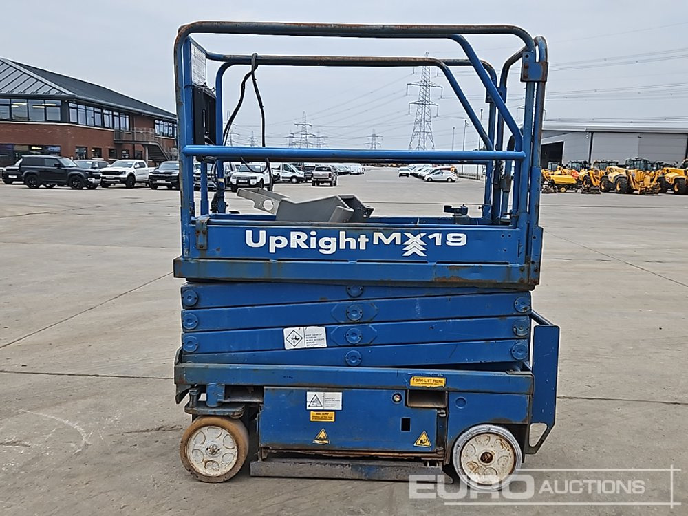 Upright MX19 - منصات هيدروليكية متنقلة: صور 2 Upright MX19 - منصات هيدروليكية متنقلة: صور 2