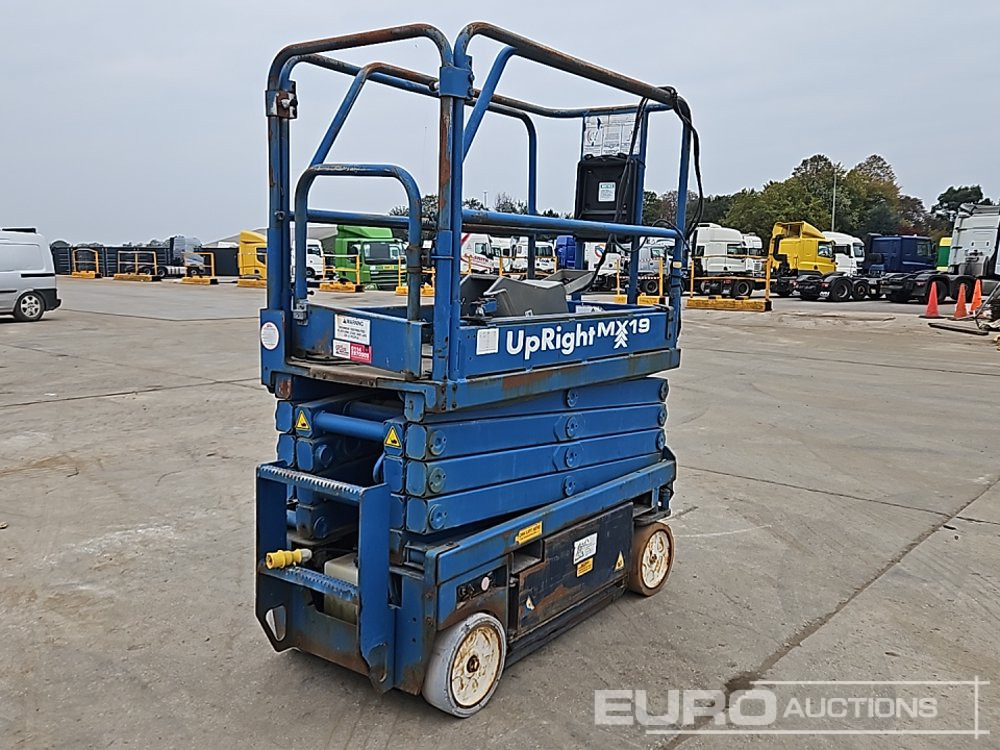 Upright MX19 - منصات هيدروليكية متنقلة: صور 5 Upright MX19 - منصات هيدروليكية متنقلة: صور 5