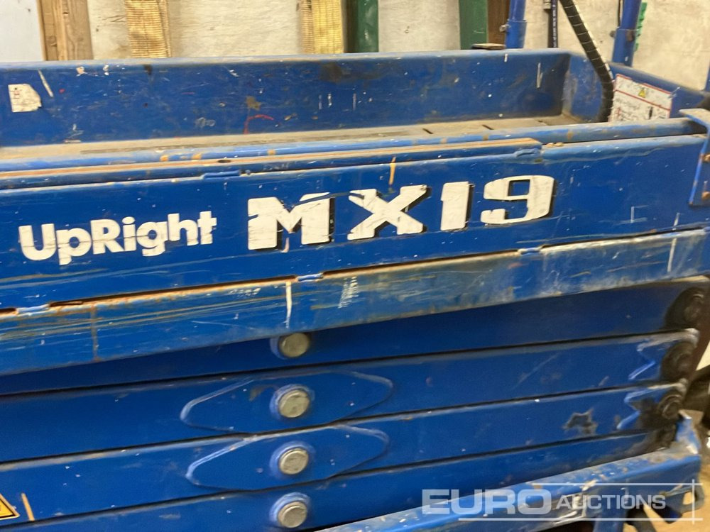 Upright MX19 - منصات هيدروليكية متنقلة: صور 4 Upright MX19 - منصات هيدروليكية متنقلة: صور 4