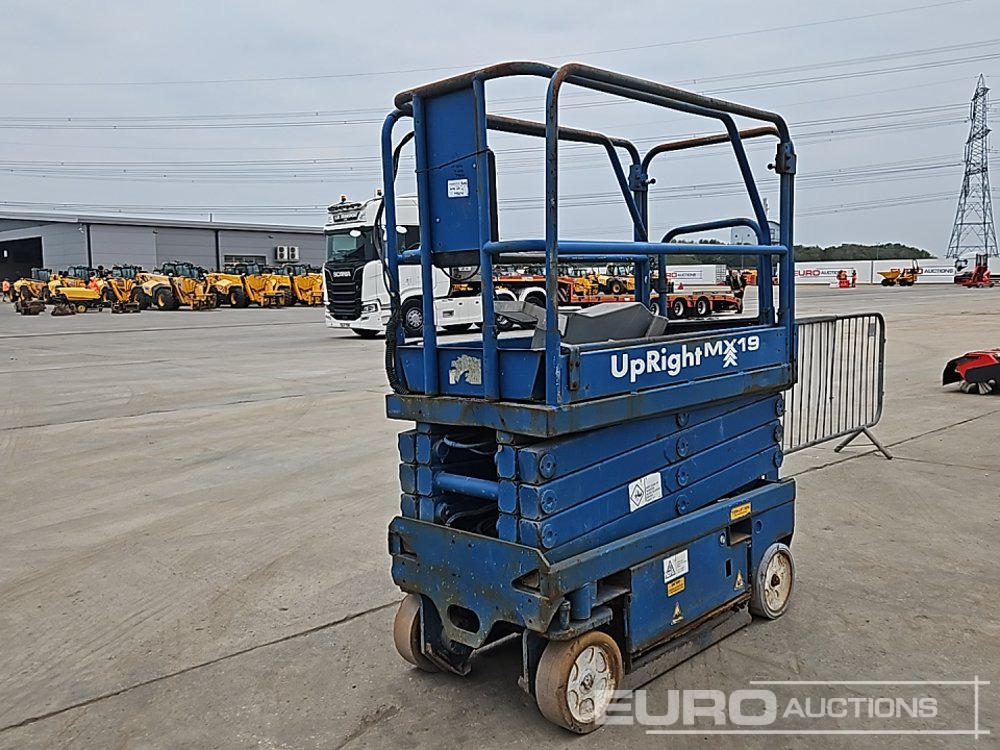 Upright MX19 - منصات هيدروليكية متنقلة: صور 1 Upright MX19 - منصات هيدروليكية متنقلة: صور 1