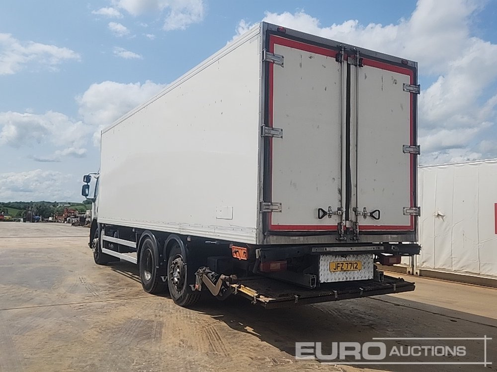 Volvo FE300 - مبردة شاحنة: صور 3 Volvo FE300 - مبردة شاحنة: صور 3