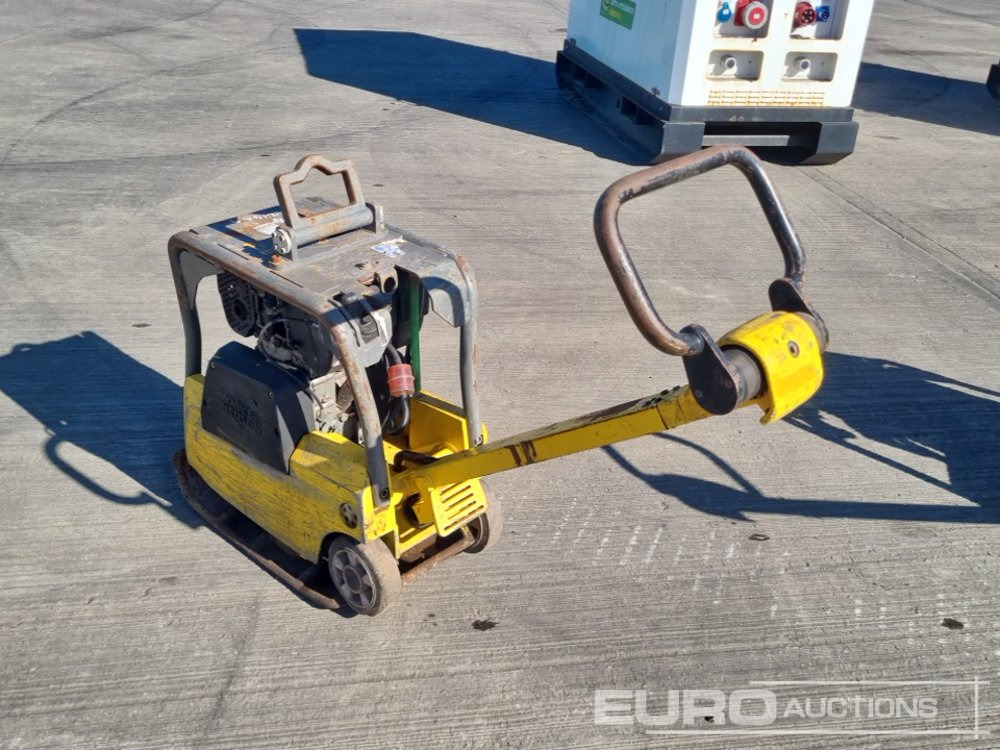 Wacker Neuson Diesel Compaction Plate - آلة أسفلت: صور 3 Wacker Neuson Diesel Compaction Plate - آلة أسفلت: صور 3