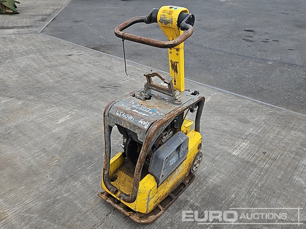 Wacker Neuson Diesel Compaction Plate - آلة أسفلت: صور 1 Wacker Neuson Diesel Compaction Plate - آلة أسفلت: صور 1