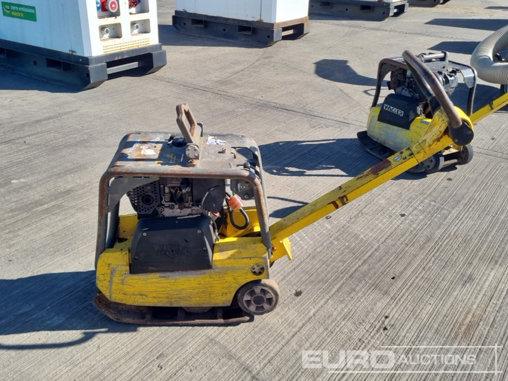 Wacker Neuson Diesel Compaction Plate - آلة أسفلت: صور 2 Wacker Neuson Diesel Compaction Plate - آلة أسفلت: صور 2