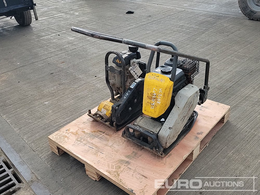 Wacker Neuson Petrol Compaction Plate (2 of) - آلة أسفلت: صور 1 Wacker Neuson Petrol Compaction Plate (2 of) - آلة أسفلت: صور 1