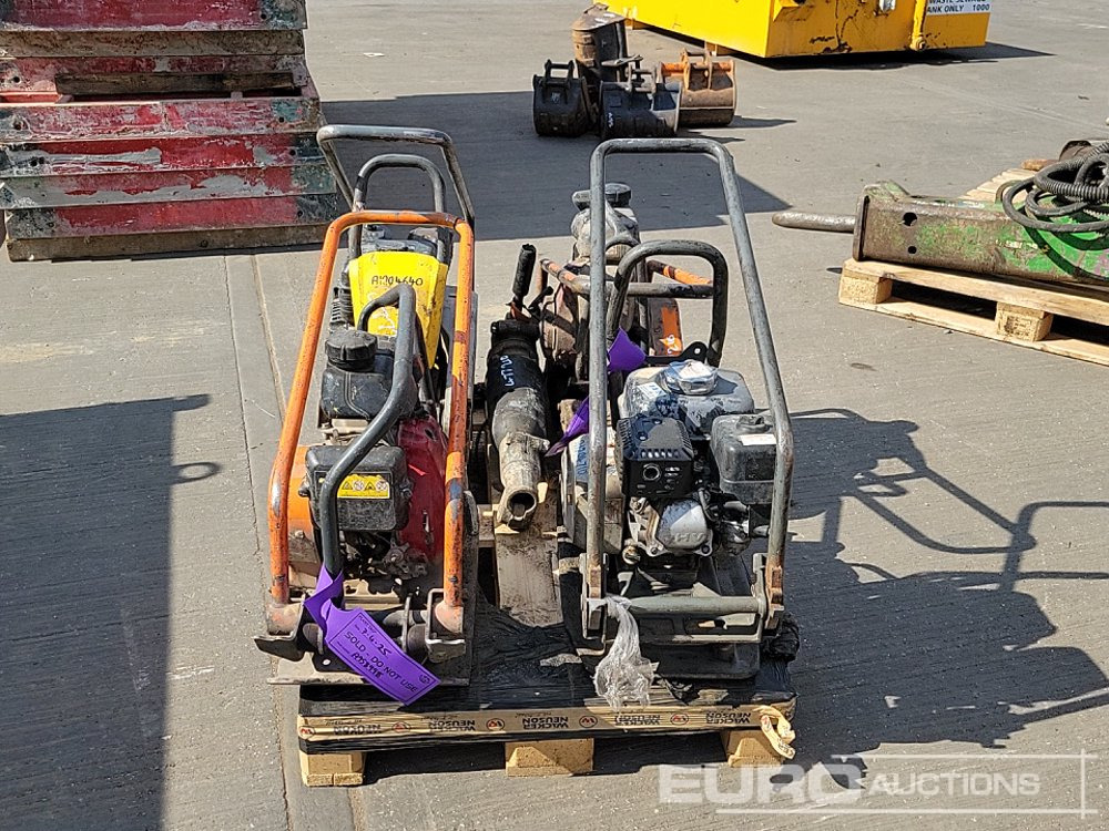 Wacker Neuson Petrol Compaction Plate, Briggs & Straton Engine (2 of), Belle Petrol Compaction Plate, Honda Engine (2 of), Pneumatic Handheld Breaker - آلة أسفلت: صور 4 Wacker Neuson Petrol Compaction Plate, Briggs & Straton Engine (2 of), Belle Petrol Compaction Plate, Honda Engine (2 of), Pneumatic Handheld Breaker - آلة أسفلت: صور 4