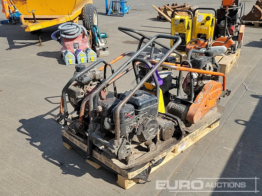 Wacker Neuson Petrol Compaction Plate, Briggs & Straton Engine (2 of), Belle Petrol Compaction Plate, Honda Engine (2 of), Pneumatic Handheld Breaker - آلة أسفلت: صور 1 Wacker Neuson Petrol Compaction Plate, Briggs & Straton Engine (2 of), Belle Petrol Compaction Plate, Honda Engine (2 of), Pneumatic Handheld Breaker - آلة أسفلت: صور 1