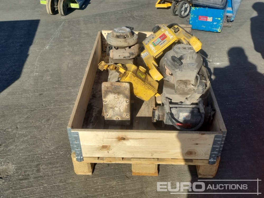 Wacker Neuson Petrol Trench Compactor (2 of) (Spares) - آلة أسفلت: صور 2 Wacker Neuson Petrol Trench Compactor (2 of) (Spares) - آلة أسفلت: صور 2