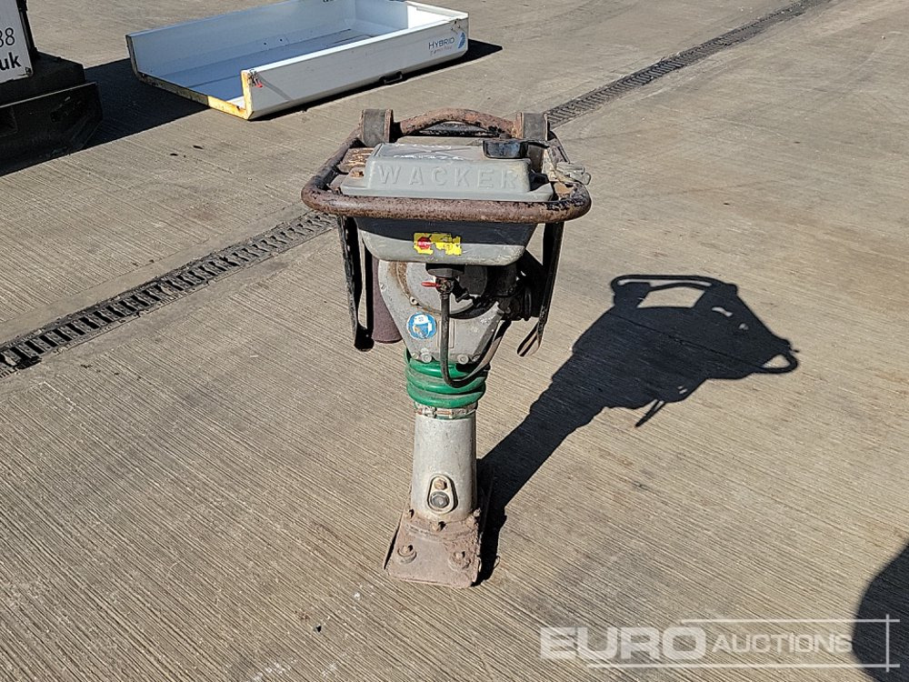 Wacker Petrol Trench Compector - آلة أسفلت: صور 4 Wacker Petrol Trench Compector - آلة أسفلت: صور 4