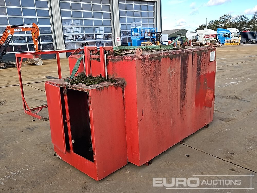 Western Static Bunded Fuel Bowser - خزان تخزين: صور 1 Western Static Bunded Fuel Bowser - خزان تخزين: صور 1