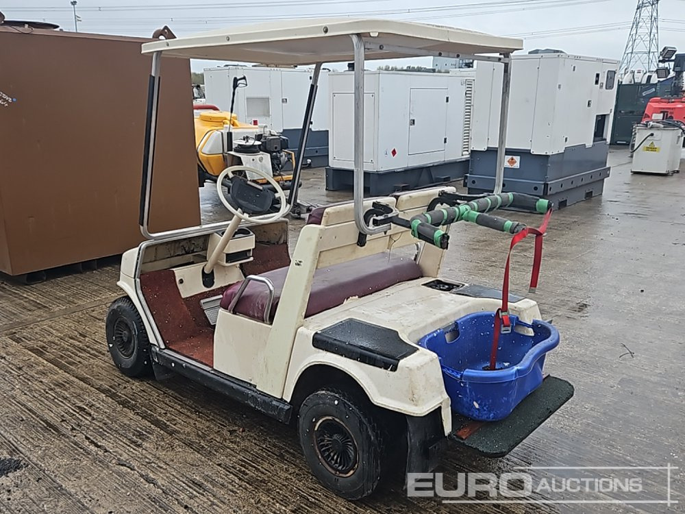 Yamaha Petrol Golf Cart (2 of) (Non Runner) - عربة جولف: صور 5 Yamaha Petrol Golf Cart (2 of) (Non Runner) - عربة جولف: صور 5