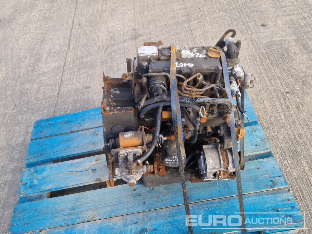 Yanmar 2 Cylinder Engine - المحرك: صور 2 Yanmar 2 Cylinder Engine - المحرك: صور 2