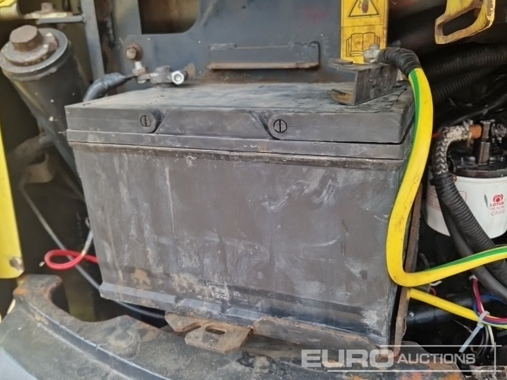 حفارة مصغرة Yanmar Vi055-5B: صور 37