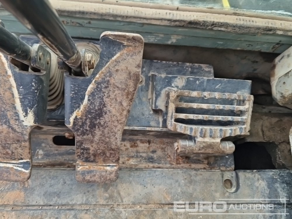 حفارة مصغرة Yanmar Vi055-5B: صور 30
