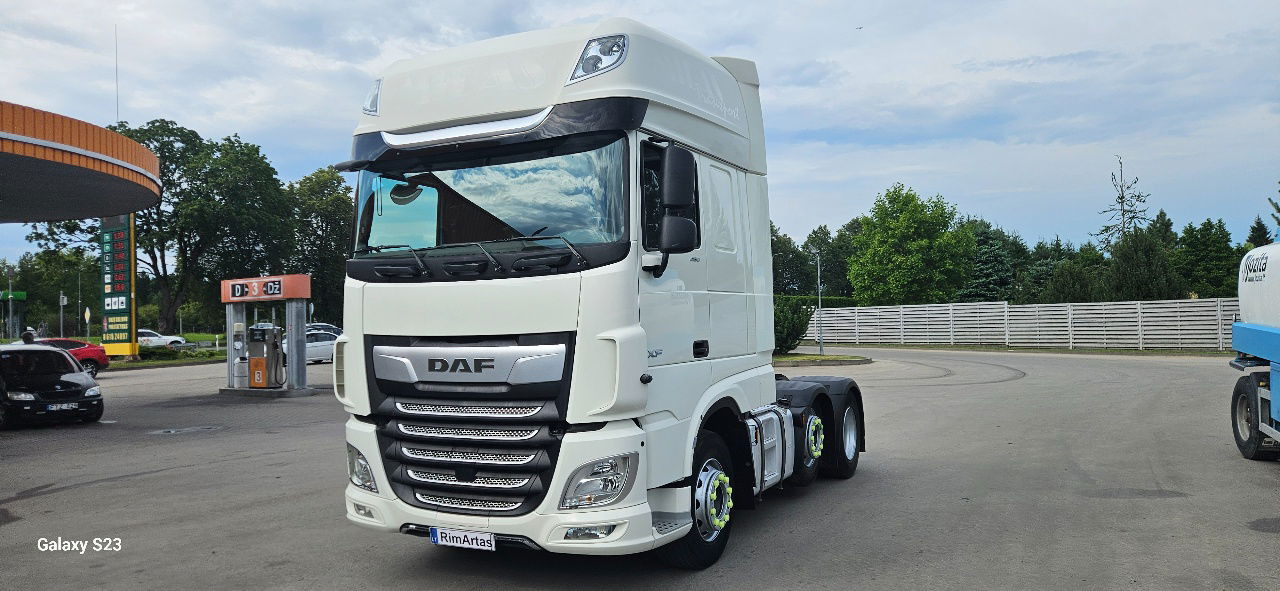 DAF XF 105.460 - شاحنة جرار: صور 3 DAF XF 105.460 - شاحنة جرار: صور 3
