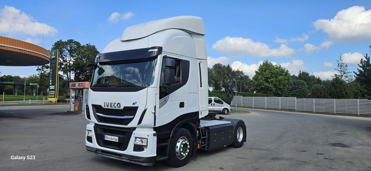 Iveco Stralis 400 CNG - شاحنة جرار: صور 1 Iveco Stralis 400 CNG - شاحنة جرار: صور 1