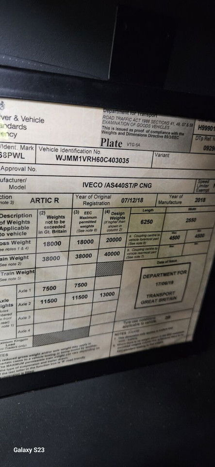 Iveco Stralis 400 LNG - شاحنة جرار: صور 5 Iveco Stralis 400 LNG - شاحنة جرار: صور 5