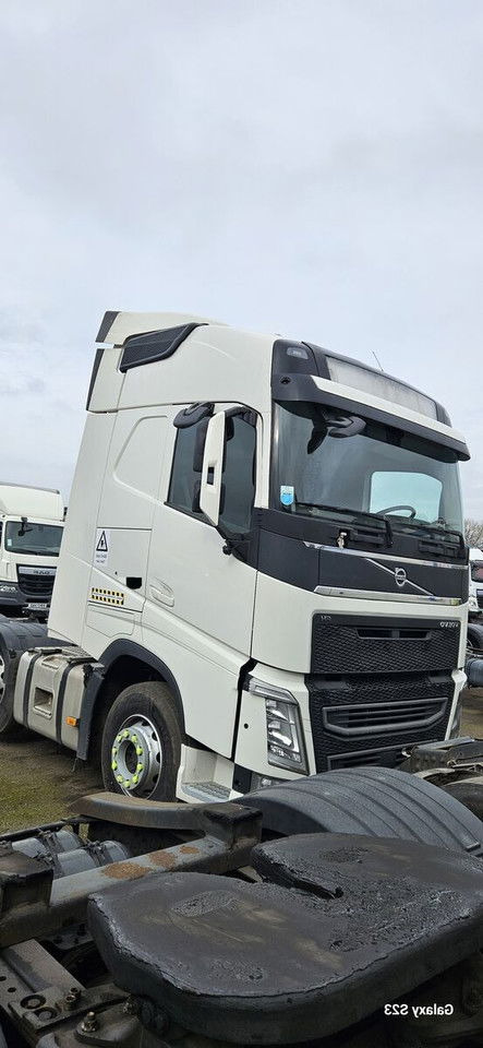 Volvo FH 500 - شاحنة جرار: صور 3 Volvo FH 500 - شاحنة جرار: صور 3
