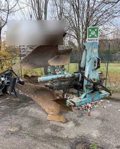 Aratro usato Nuova Comas - محراث: صور 4 Aratro usato Nuova Comas - محراث: صور 4