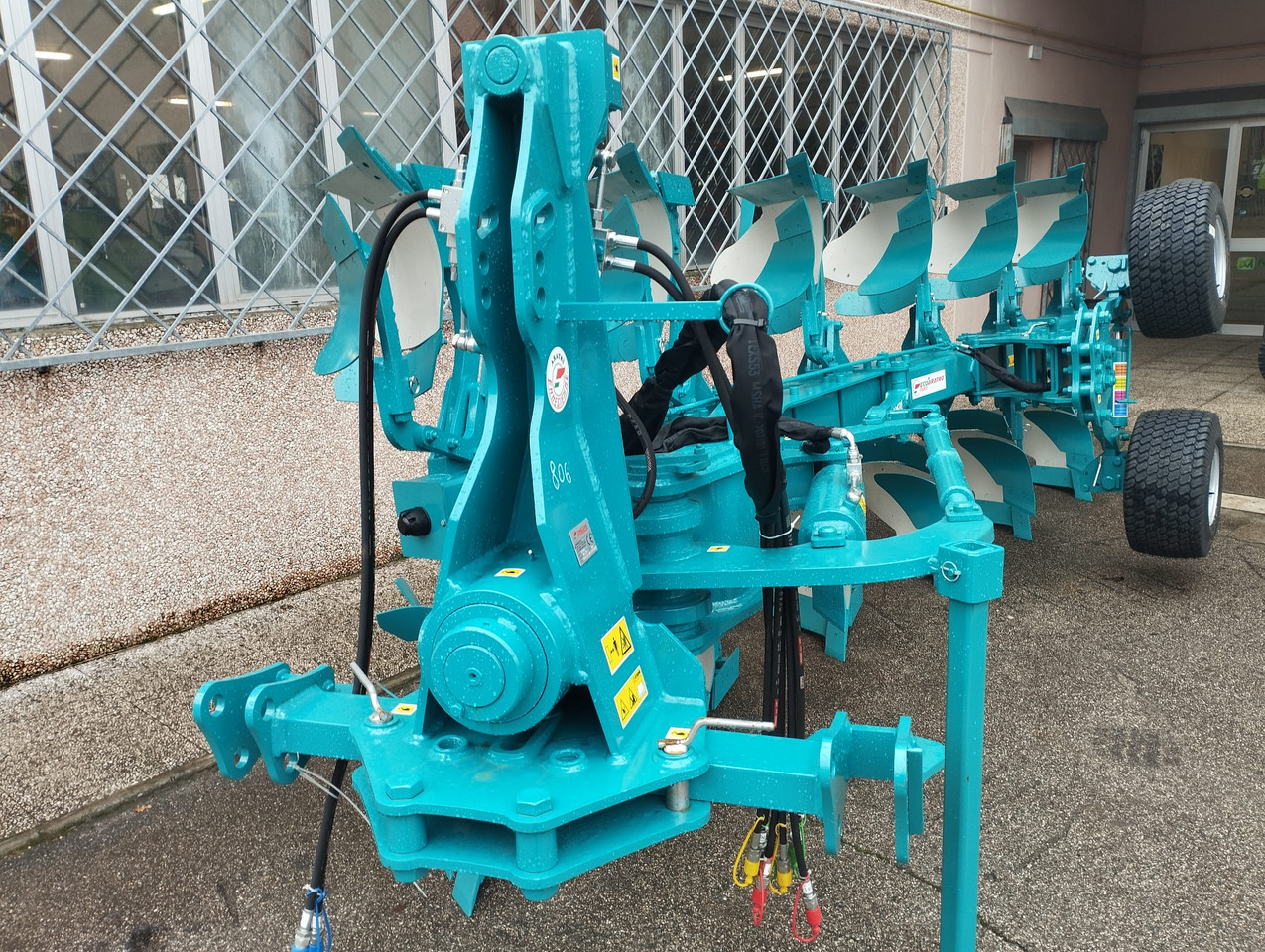 Emmegiemme ecoaratro nuovo ECO 6 XL MAXI FS V1LM2 - محراث: صور 1 Emmegiemme ecoaratro nuovo ECO 6 XL MAXI FS V1LM2 - محراث: صور 1