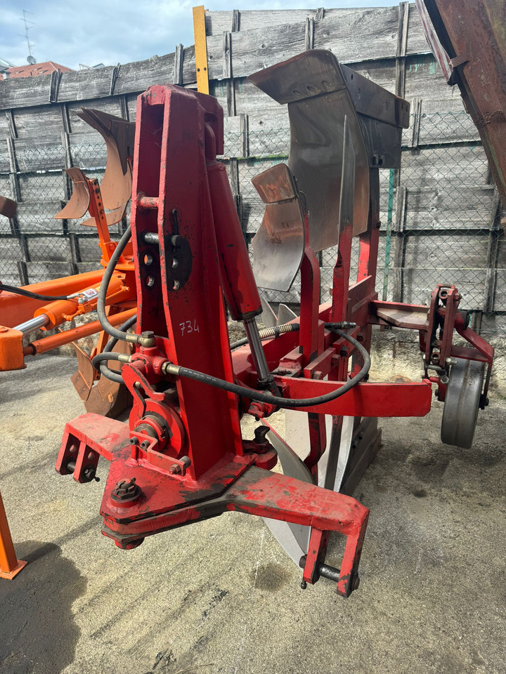 Greco Ilio monovomere aratro usato - محراث: صور 1 Greco Ilio monovomere aratro usato - محراث: صور 1