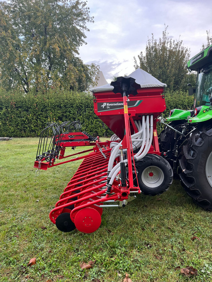 Seminatrice nuova Kverneland DL4 m-32 CX - معدات بذار: صور 4 Seminatrice nuova Kverneland DL4 m-32 CX - معدات بذار: صور 4