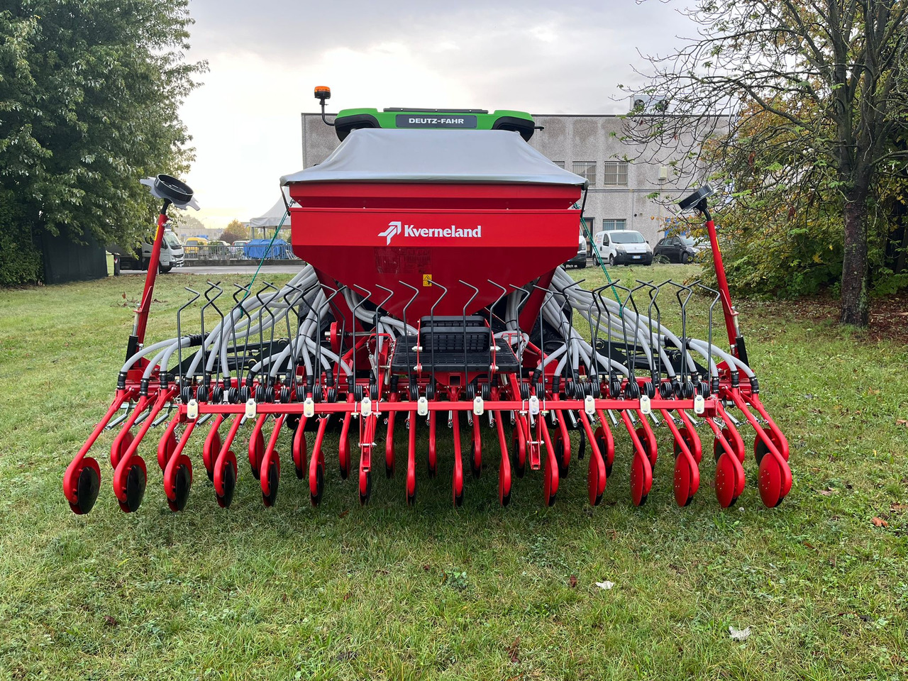 Seminatrice nuova Kverneland DL4 m-32 CX - معدات بذار: صور 5 Seminatrice nuova Kverneland DL4 m-32 CX - معدات بذار: صور 5