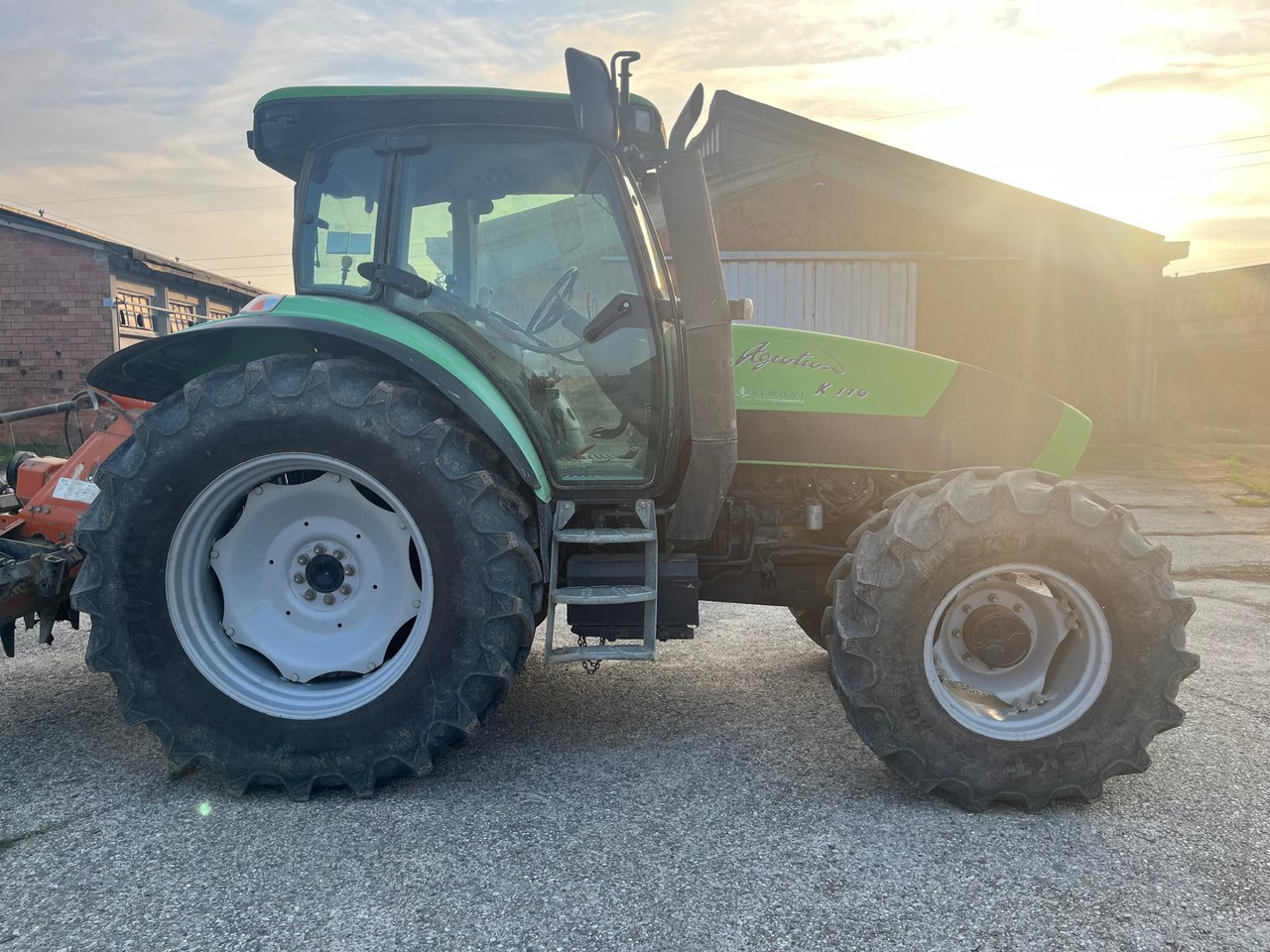 Trattore usato Deutz-Fahr AGROTRON K110 - جرار: صور 4 Trattore usato Deutz-Fahr AGROTRON K110 - جرار: صور 4