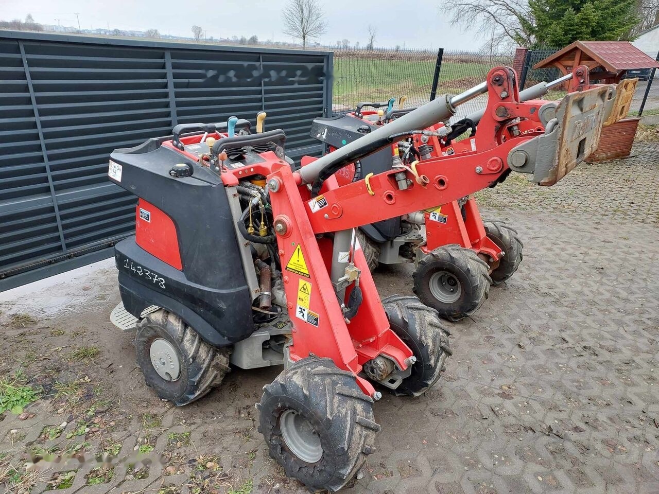 Ditch-Witch Zahn R300 - خندقکن: صور 1 Ditch-Witch Zahn R300 - خندقکن: صور 1