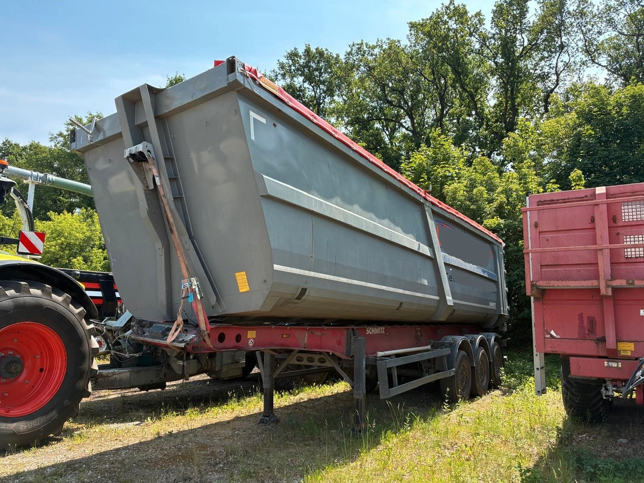 Schmitz Cargobull Unfall Stahlmulde 55m3 - قلابة نصف مقطورة: صور 1 Schmitz Cargobull Unfall Stahlmulde 55m3 - قلابة نصف مقطورة: صور 1