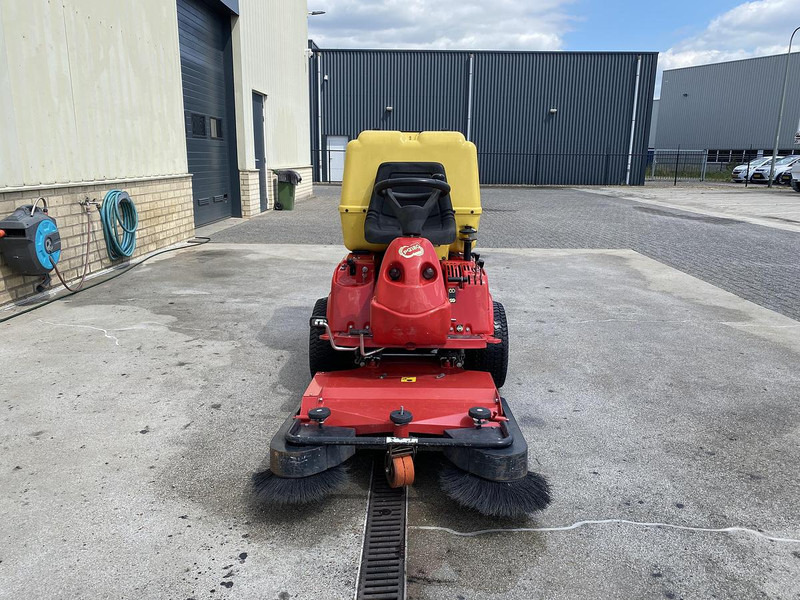 Gianni ferrari PG180, veegmachine - سياره كنس شوارع: صور 3 Gianni ferrari PG180, veegmachine - سياره كنس شوارع: صور 3