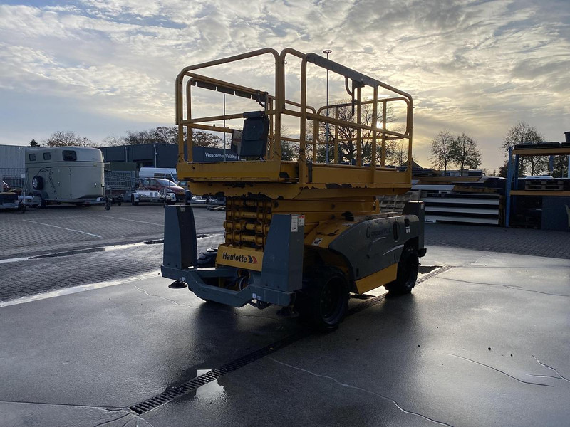 Haulotte Compact 12DX, Schaar hoogwerker, 4X4 Diesel - رافعات مقصية: صور 5 Haulotte Compact 12DX, Schaar hoogwerker, 4X4 Diesel - رافعات مقصية: صور 5