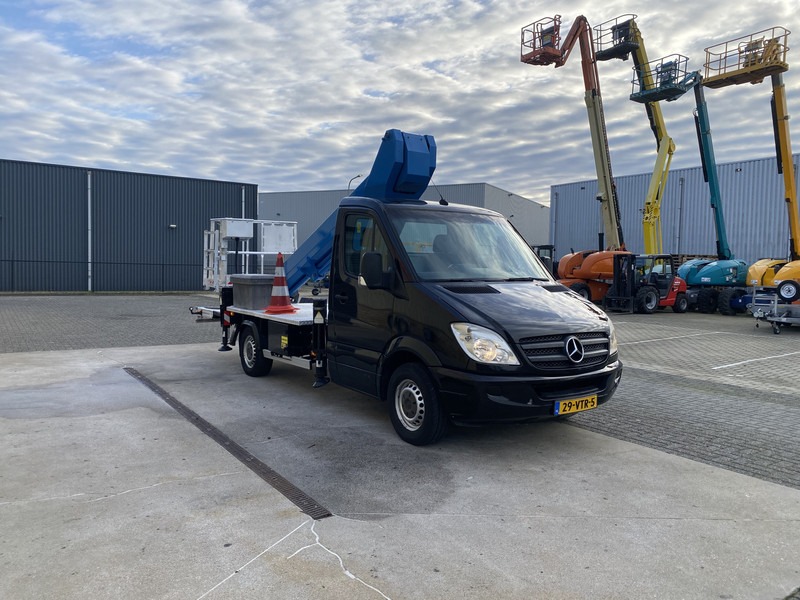 Ruthmann TB220, Auto hoogwerker, 22 meter - مصاعد الازدهار محمولة على شاحنة: صور 3 Ruthmann TB220, Auto hoogwerker, 22 meter - مصاعد الازدهار محمولة على شاحنة: صور 3